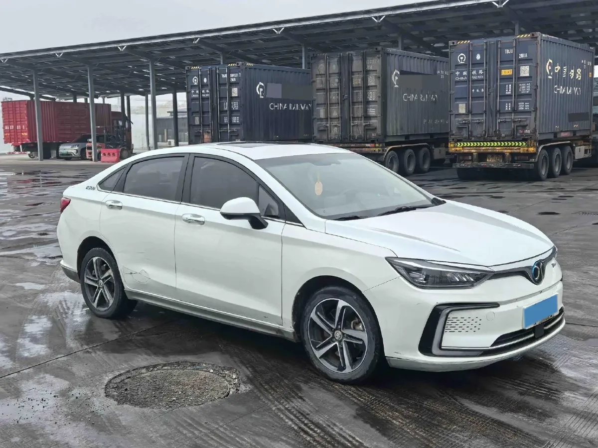 2018 BeiJing Auto EU5 BEV 53.66KWH,autocango,china used car exporter,china ev exporter,chinese used car exporter,chinese used ev exporter