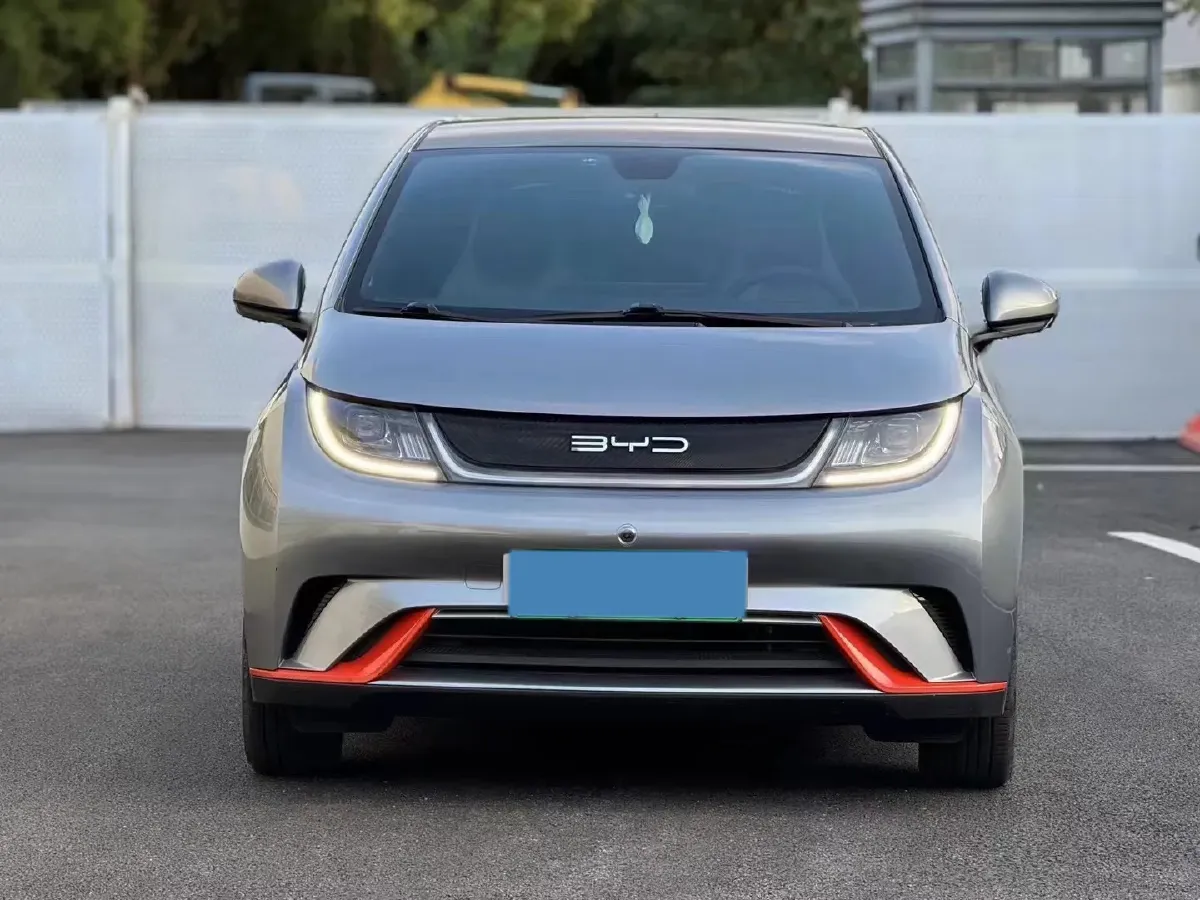 2021 Ford Escort 1.5L 122HP L3 6AT,autocango,china used car exporter,china ev exporter,chinese used car exporter,chinese used ev exporter