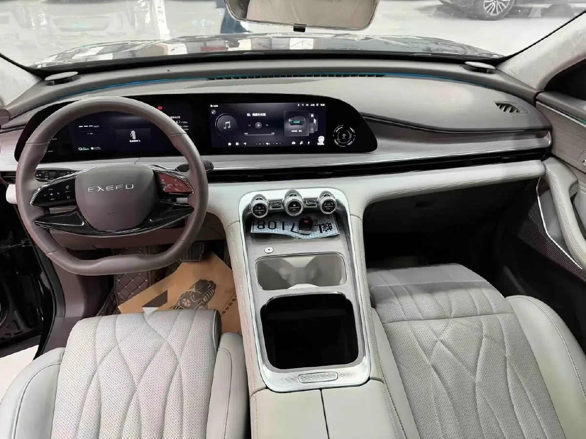 2025 Exceed RX C-DM 1.5T 156HP L4 3DHT PHEV 18.67KWH,autocango,china used car exporter,china ev exporter,chinese used car exporter,chinese used ev exporter