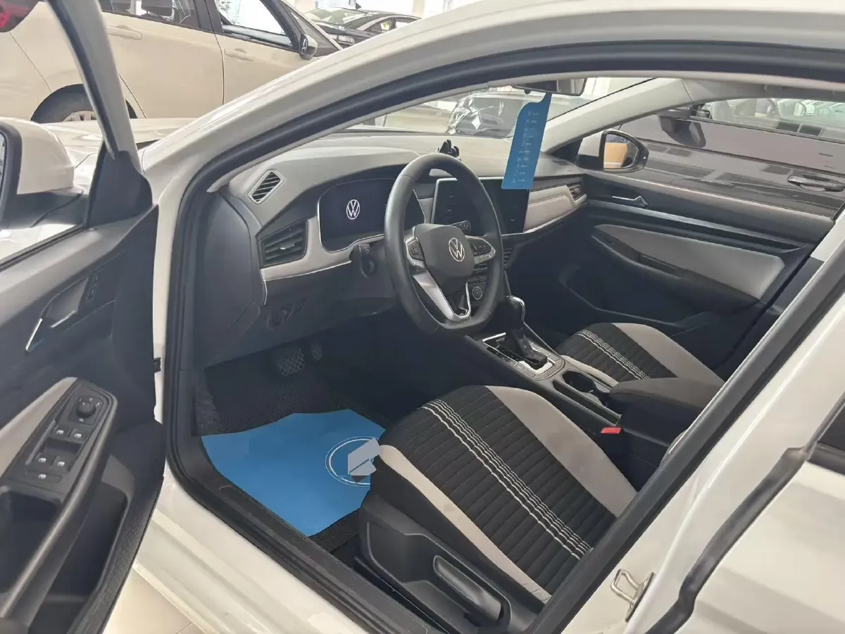 2023 Volkswagen Bora 1.2T 116HP L4 7DCT,autocango,china used car exporter,china ev exporter,chinese used car exporter,chinese used ev exporter