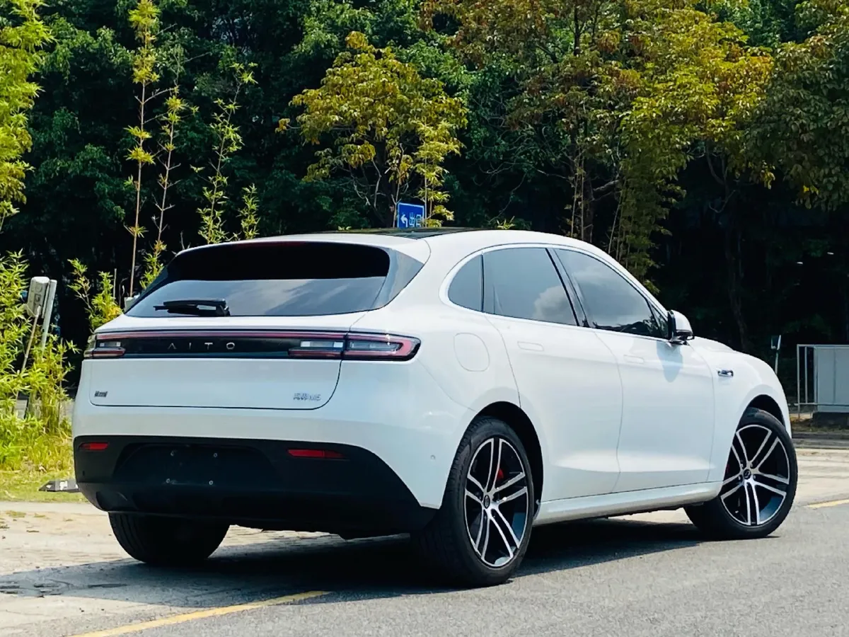 2024 AITO AITO M5 1.5T 152HP L4 REEV 42KWH,autocango,china used car exporter,china ev exporter,chinese used car exporter,chinese used ev exporter