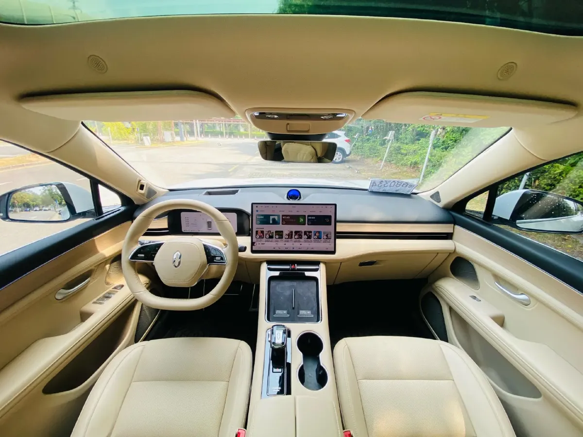 2024 AITO AITO M5 1.5T 152HP L4 REEV 42KWH,autocango,china used car exporter,china ev exporter,chinese used car exporter,chinese used ev exporter