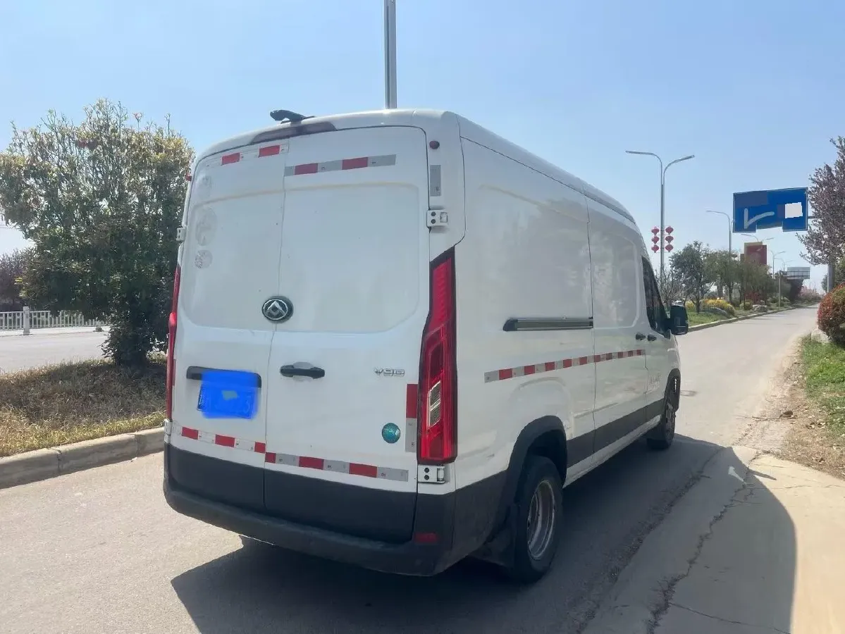 2022 MAXUS XinTu V90 2.0T 150HP L4 6AT,autocango,china used car exporter,china ev exporter,chinese used car exporter,chinese used ev exporter