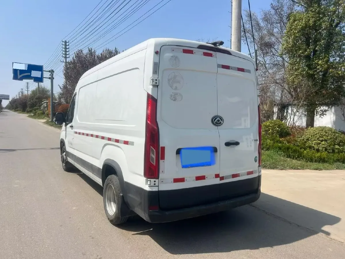 2022 MAXUS XinTu V90 2.0T 150HP L4 6AT,autocango,china used car exporter,china ev exporter,chinese used car exporter,chinese used ev exporter