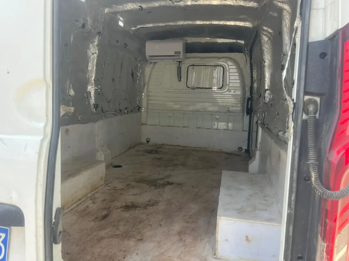 2022 MAXUS XinTu V90 2.0T 150HP L4 6AT,autocango,china used car exporter,china ev exporter,chinese used car exporter,chinese used ev exporter