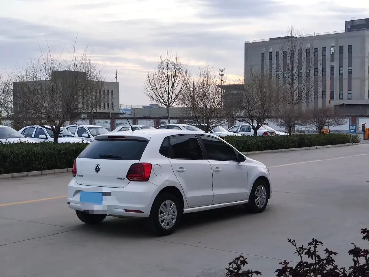 2016 Volkswagen Polo 1.4L 90HP L4 5MT,autocango,china used car exporter,china ev exporter,chinese used car exporter,chinese used ev exporter
