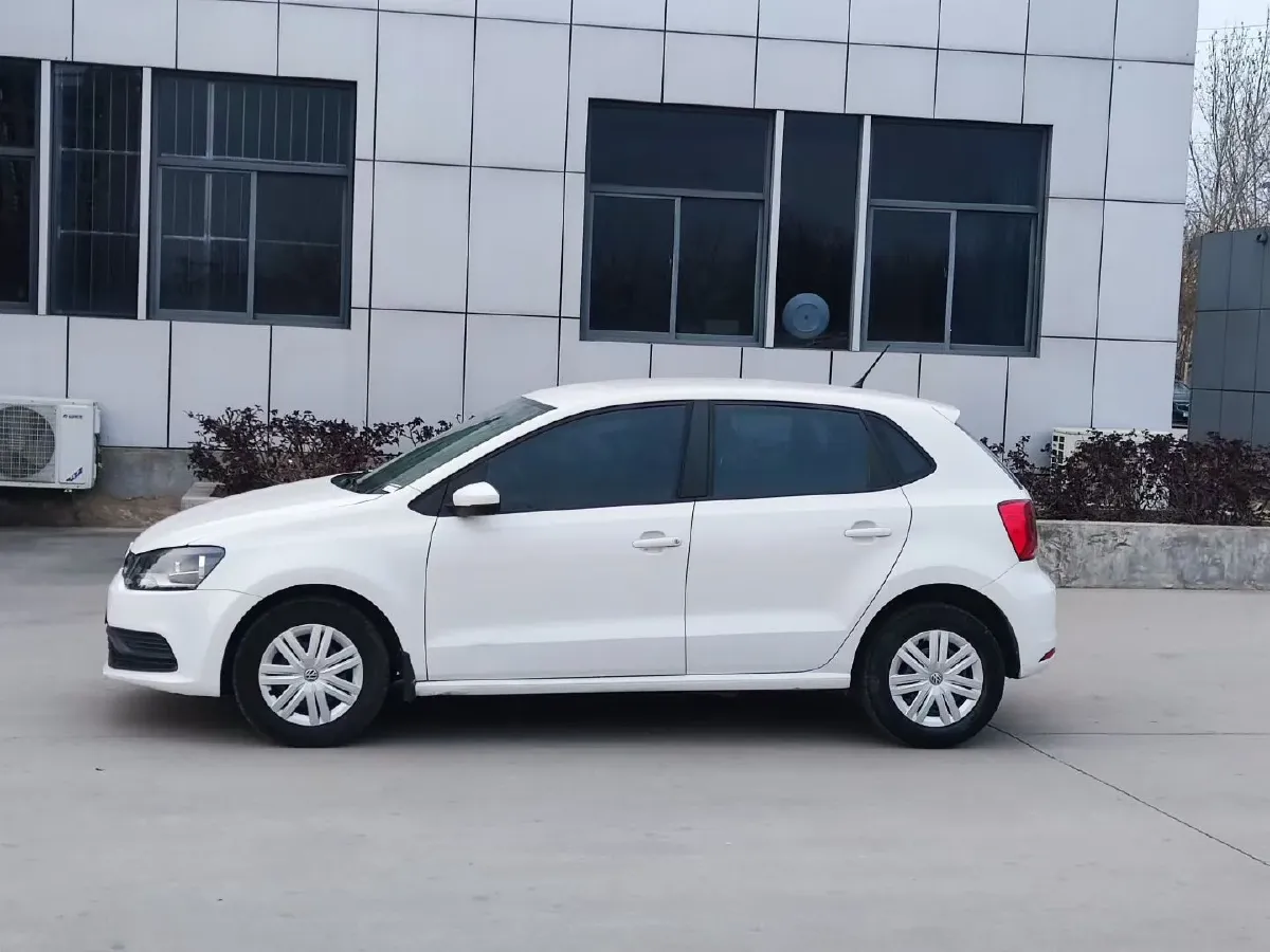 2016 Volkswagen Polo 1.4L 90HP L4 5MT,autocango,china used car exporter,china ev exporter,chinese used car exporter,chinese used ev exporter