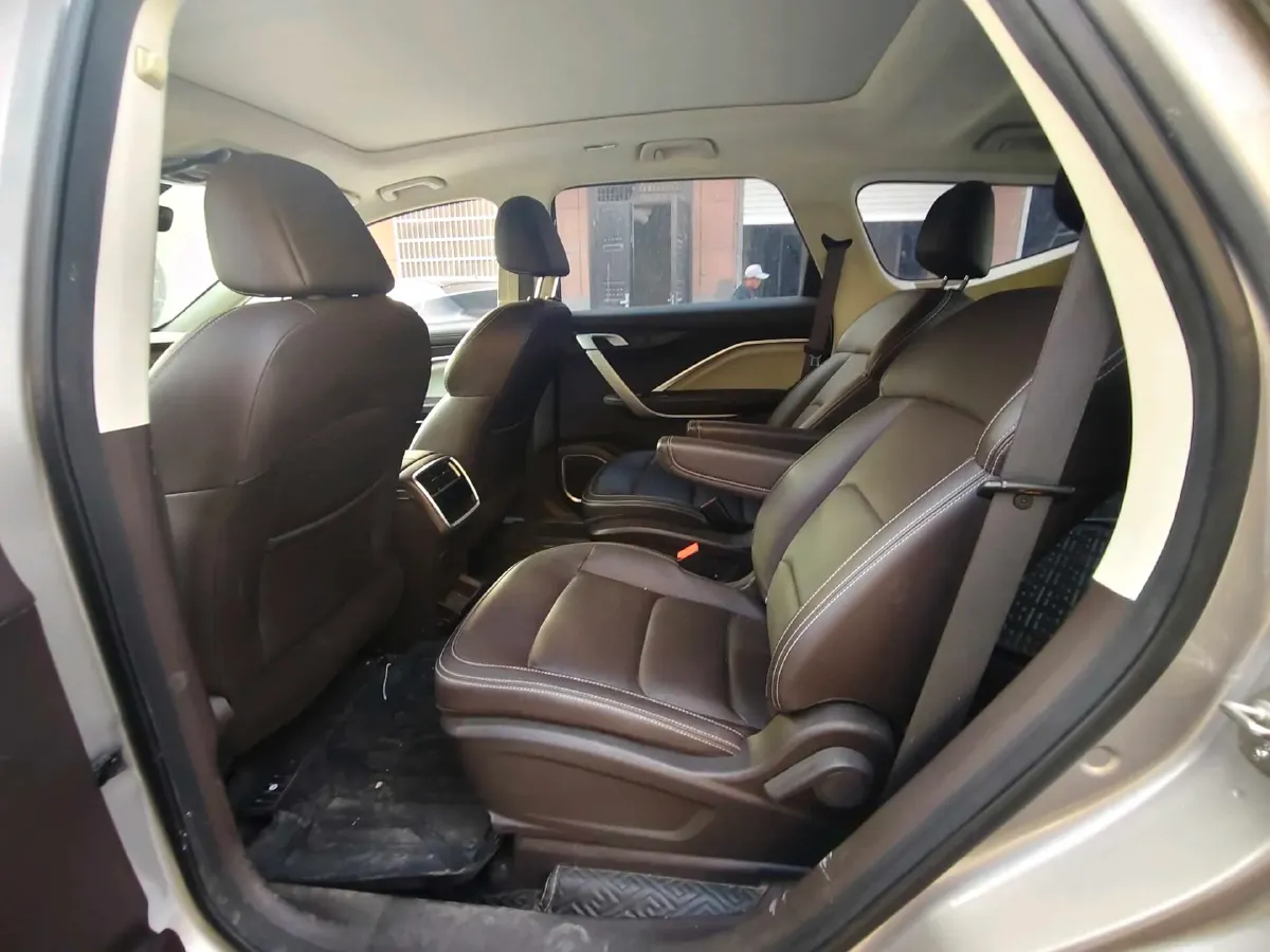 2022 Geely JiaJi 1.8T 184HP L4 7DCT,autocango,china used car exporter,china ev exporter,chinese used car exporter,chinese used ev exporter