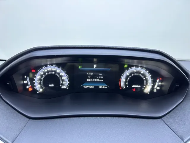 2022 Peugeot 408 1.6T 170HP L4 6AT,autocango,china used car exporter,china ev exporter,chinese used car exporter,chinese used ev exporter