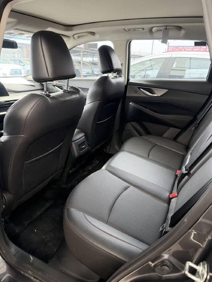 2021 ChangAn CS35 Plus 1.4T 160HP L4 7DCT,autocango,china used car exporter,china ev exporter,chinese used car exporter,chinese used ev exporter