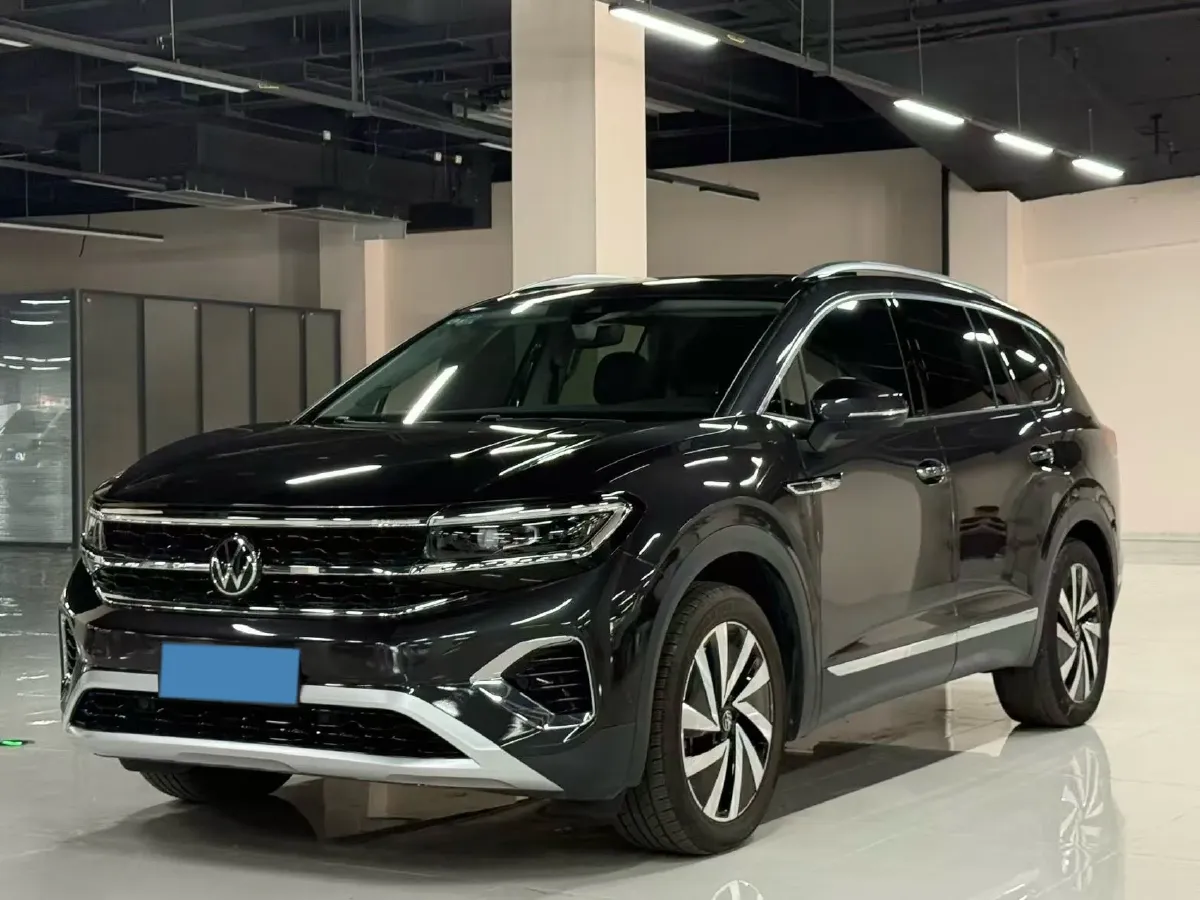 2021 Volkswagen Talagon 2.0T 220HP L4 7DCT,autocango,china used car exporter,china ev exporter,chinese used car exporter,chinese used ev exporter