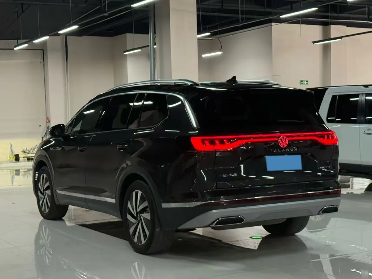 2021 Volkswagen Talagon 2.0T 220HP L4 7DCT,autocango,china used car exporter,china ev exporter,chinese used car exporter,chinese used ev exporter