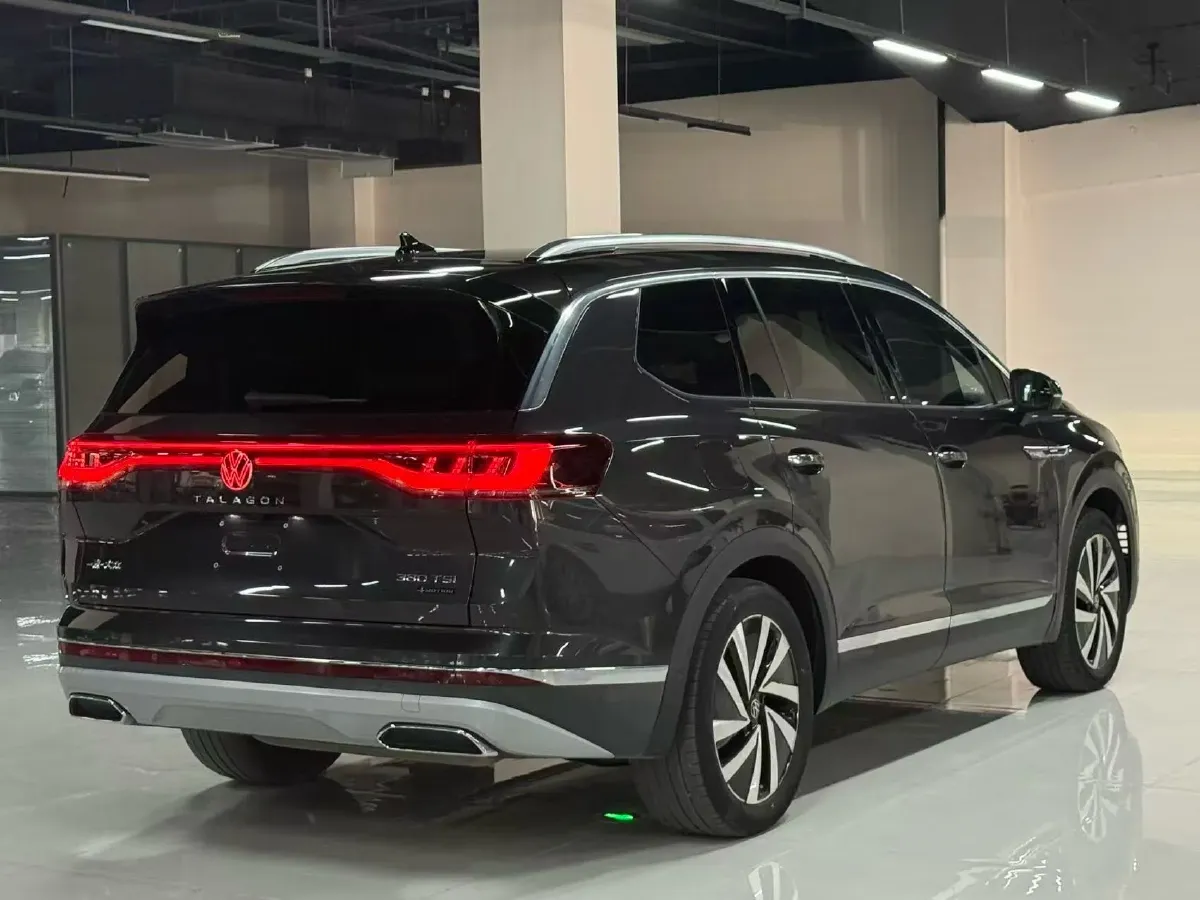 2021 Volkswagen Talagon 2.0T 220HP L4 7DCT,autocango,china used car exporter,china ev exporter,chinese used car exporter,chinese used ev exporter