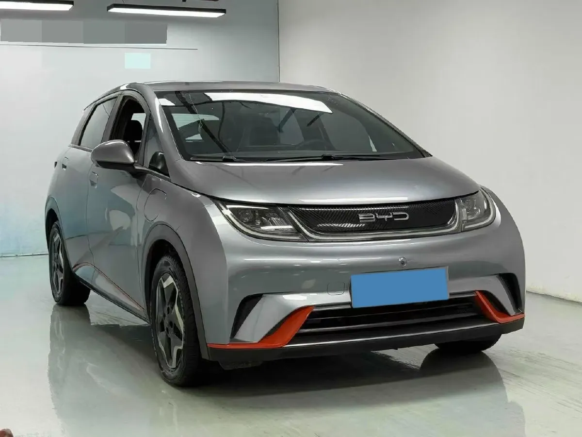 2021 Ford Escort 1.5L 122HP L3 6AT,autocango,china used car exporter,china ev exporter,chinese used car exporter,chinese used ev exporter