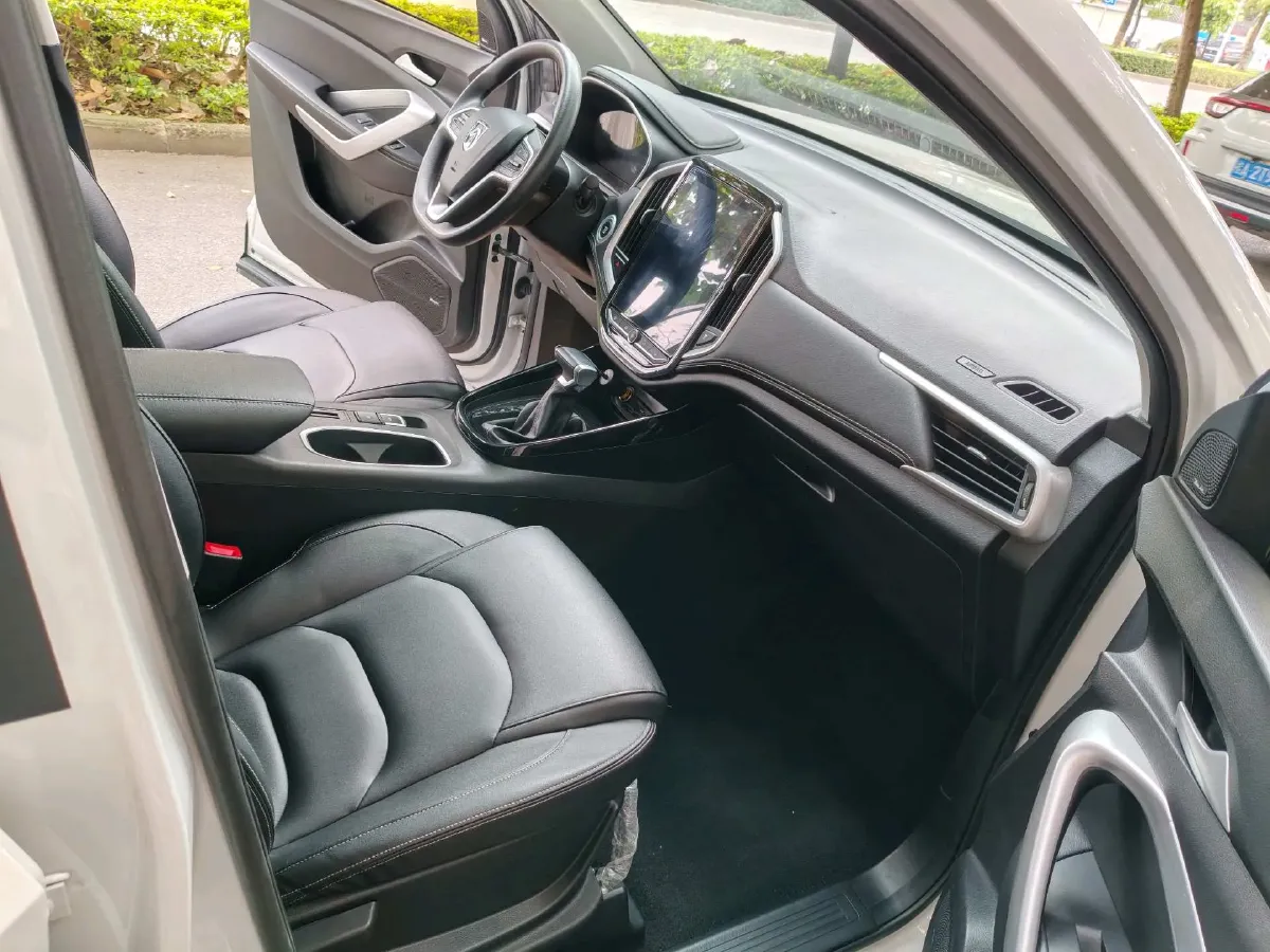 2020 HanTeng X7 1.5T 156HP L4 6AT,autocango,china used car exporter,china ev exporter,chinese used car exporter,chinese used ev exporter