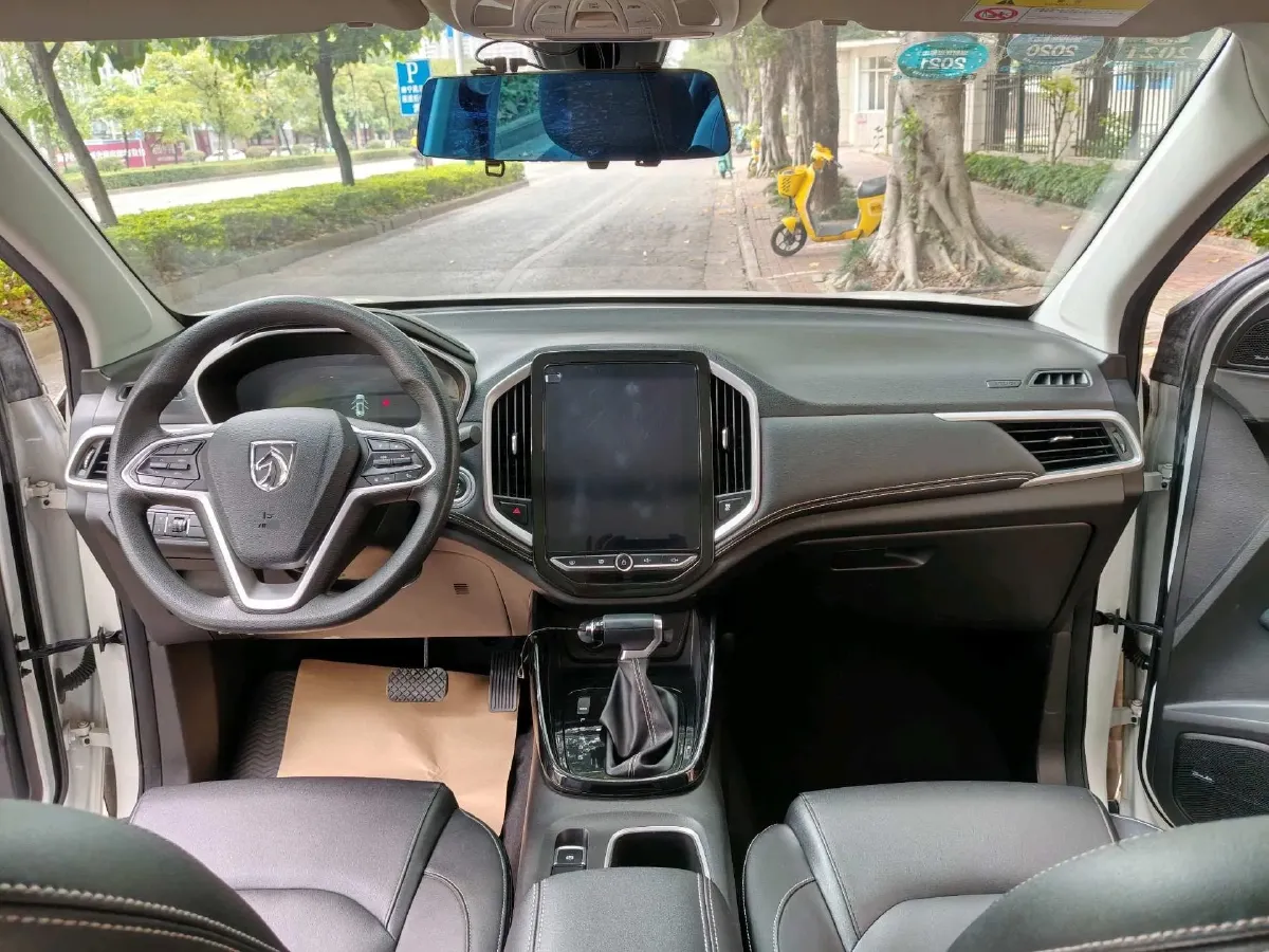 2020 HanTeng X7 1.5T 156HP L4 6AT,autocango,china used car exporter,china ev exporter,chinese used car exporter,chinese used ev exporter