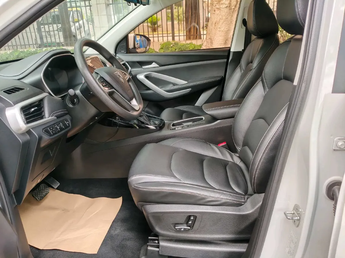 2020 HanTeng X7 1.5T 156HP L4 6AT,autocango,china used car exporter,china ev exporter,chinese used car exporter,chinese used ev exporter