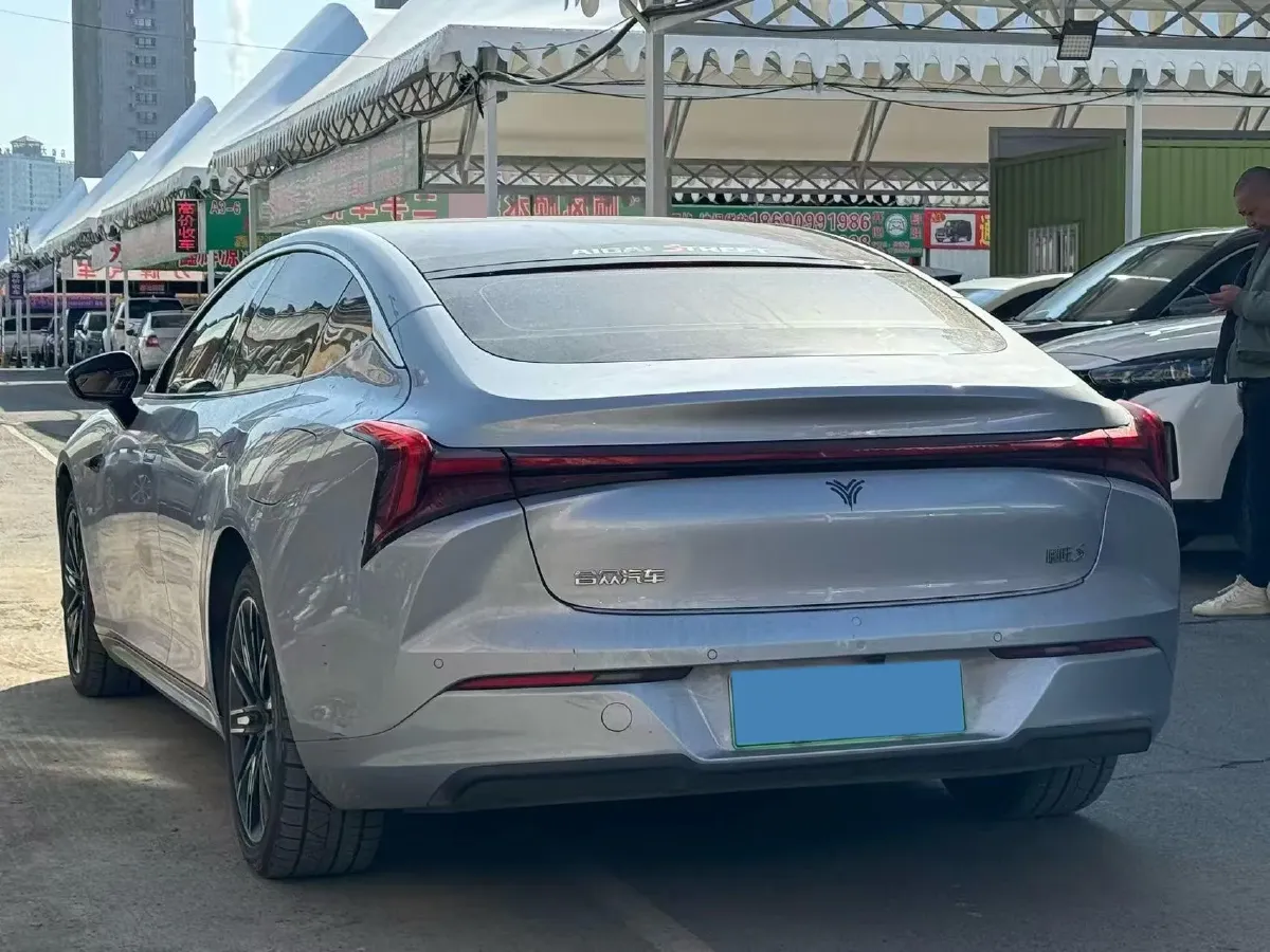 2024 Neta S 1.5L 116HP L4 REEV 31.7KWH,autocango,china used car exporter,china ev exporter,chinese used car exporter,chinese used ev exporter
