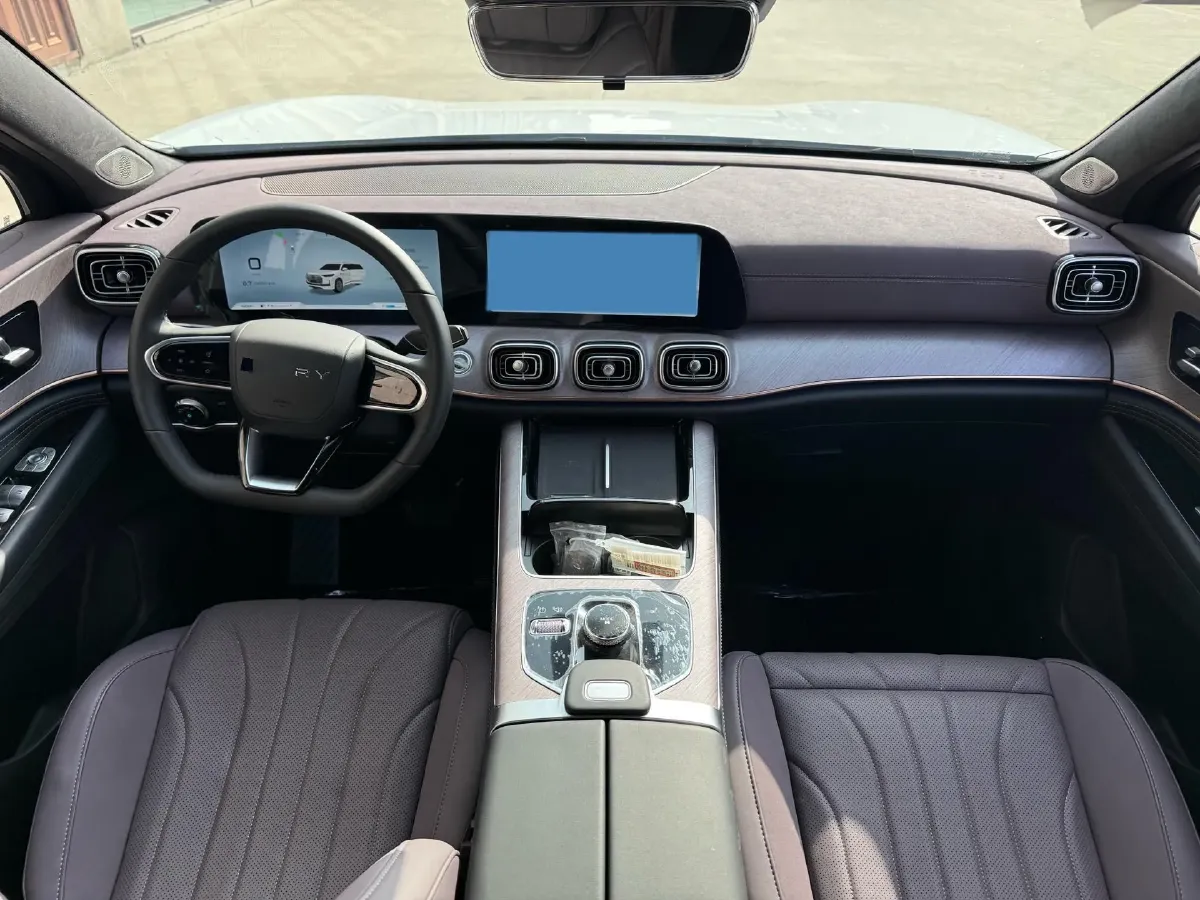 2025 Chery Tiggo 9 2.0T 261HP L4 8AT,autocango,china used car exporter,china ev exporter,chinese used car exporter,chinese used ev exporter