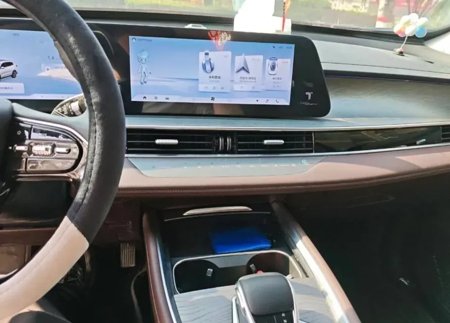 2024 Chery Tiggo 8 PRO 2.0T 254HP L4 7DCT,autocango,china used car exporter,china ev exporter,chinese used car exporter,chinese used ev exporter