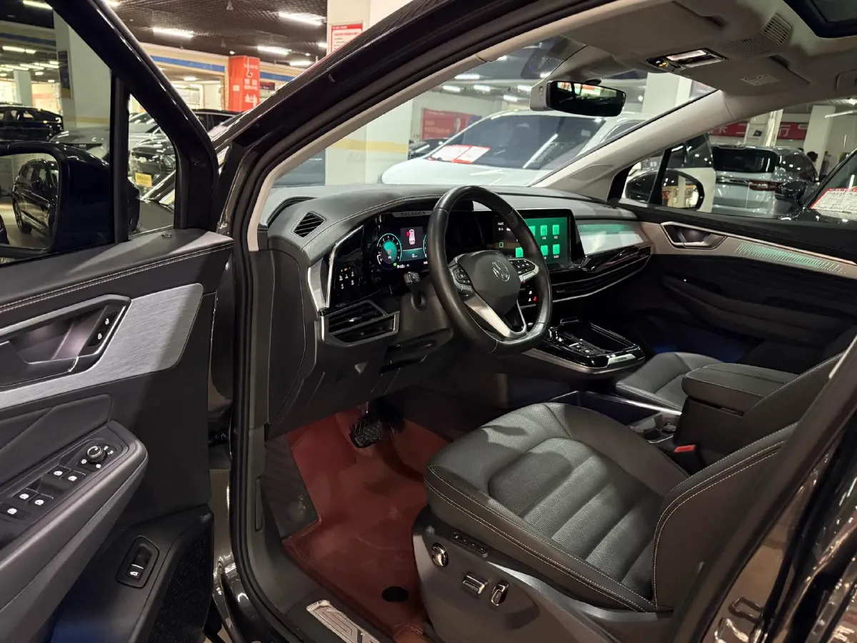 2024 Volkswagen Talagon 2.0T 220HP L4 7DCT,autocango,china used car exporter,china ev exporter,chinese used car exporter,chinese used ev exporter