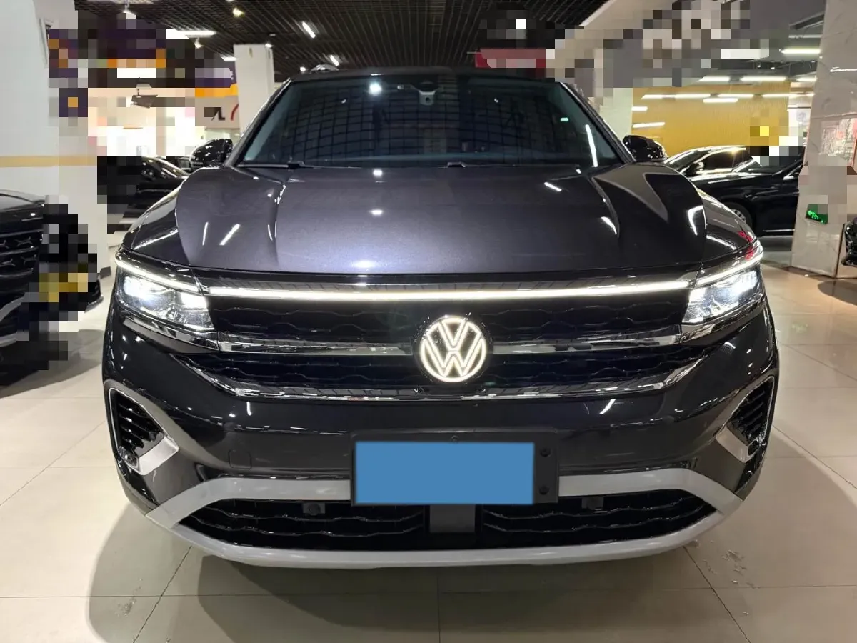 2024 Volkswagen Talagon 2.0T 220HP L4 7DCT,autocango,china used car exporter,china ev exporter,chinese used car exporter,chinese used ev exporter