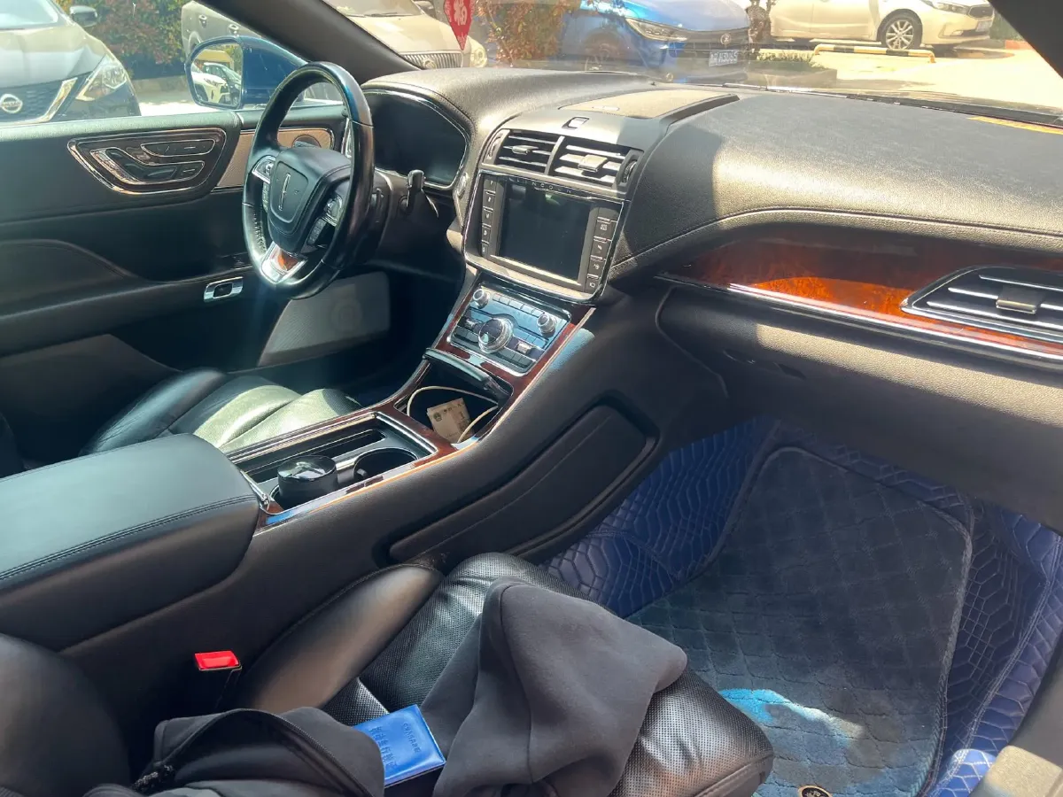 2018 Lincoln Continental 3.0T 378HP V6 6AT,autocango,china used car exporter,china ev exporter,chinese used car exporter,chinese used ev exporter