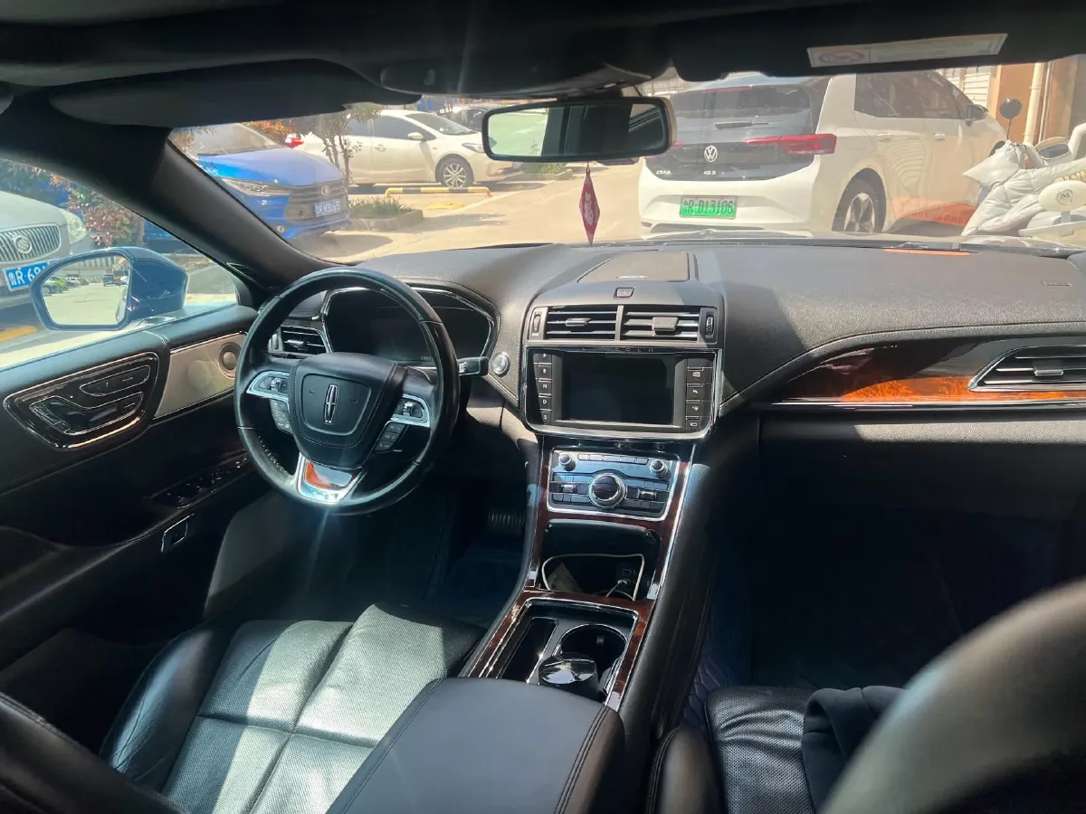 2018 Lincoln Continental 3.0T 378HP V6 6AT,autocango,china used car exporter,china ev exporter,chinese used car exporter,chinese used ev exporter