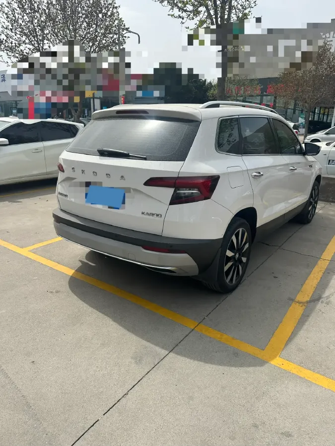 2021 Skoda Karoq 1.4T 150HP L4 7DCT,autocango,china used car exporter,china ev exporter,chinese used car exporter,chinese used ev exporter