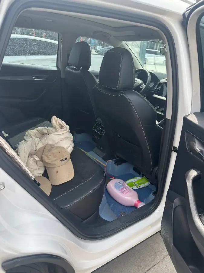 2021 Skoda Karoq 1.4T 150HP L4 7DCT,autocango,china used car exporter,china ev exporter,chinese used car exporter,chinese used ev exporter