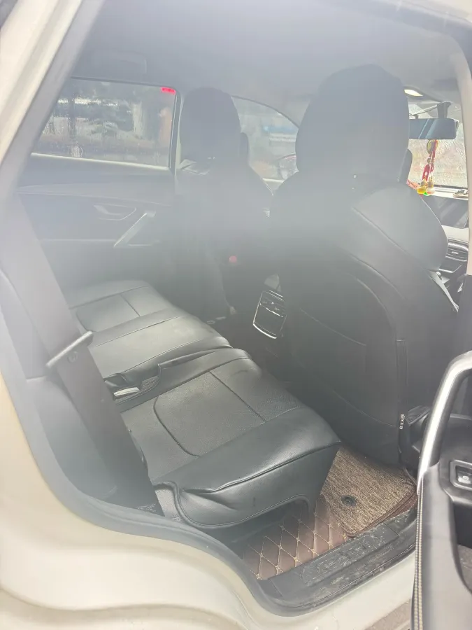 2023 Jetour X70 Plus 1.5T 156HP L4 6MT,autocango,china used car exporter,china ev exporter,chinese used car exporter,chinese used ev exporter