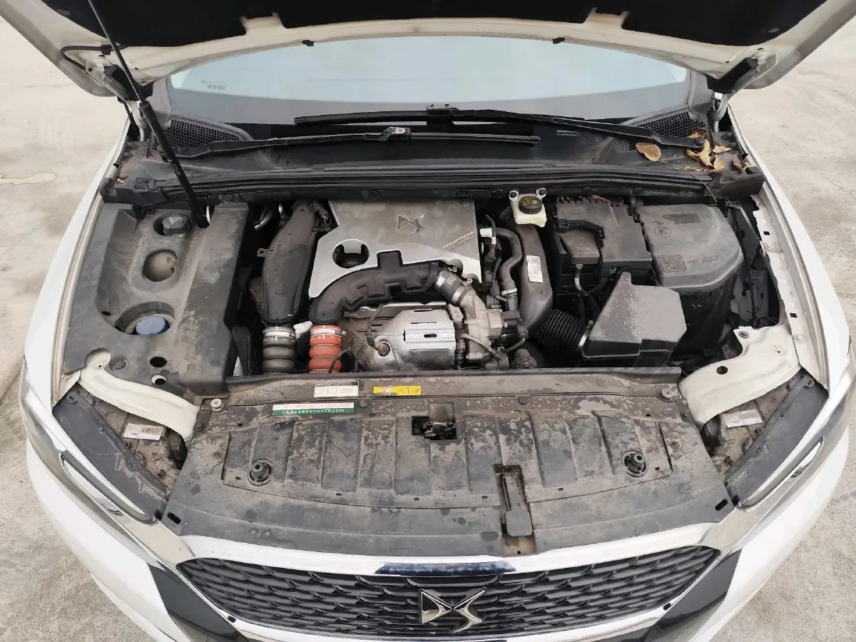 2016 DS 5LS 1.6T 167HP L4 6AT,autocango,china used car exporter,china ev exporter,chinese used car exporter,chinese used ev exporter