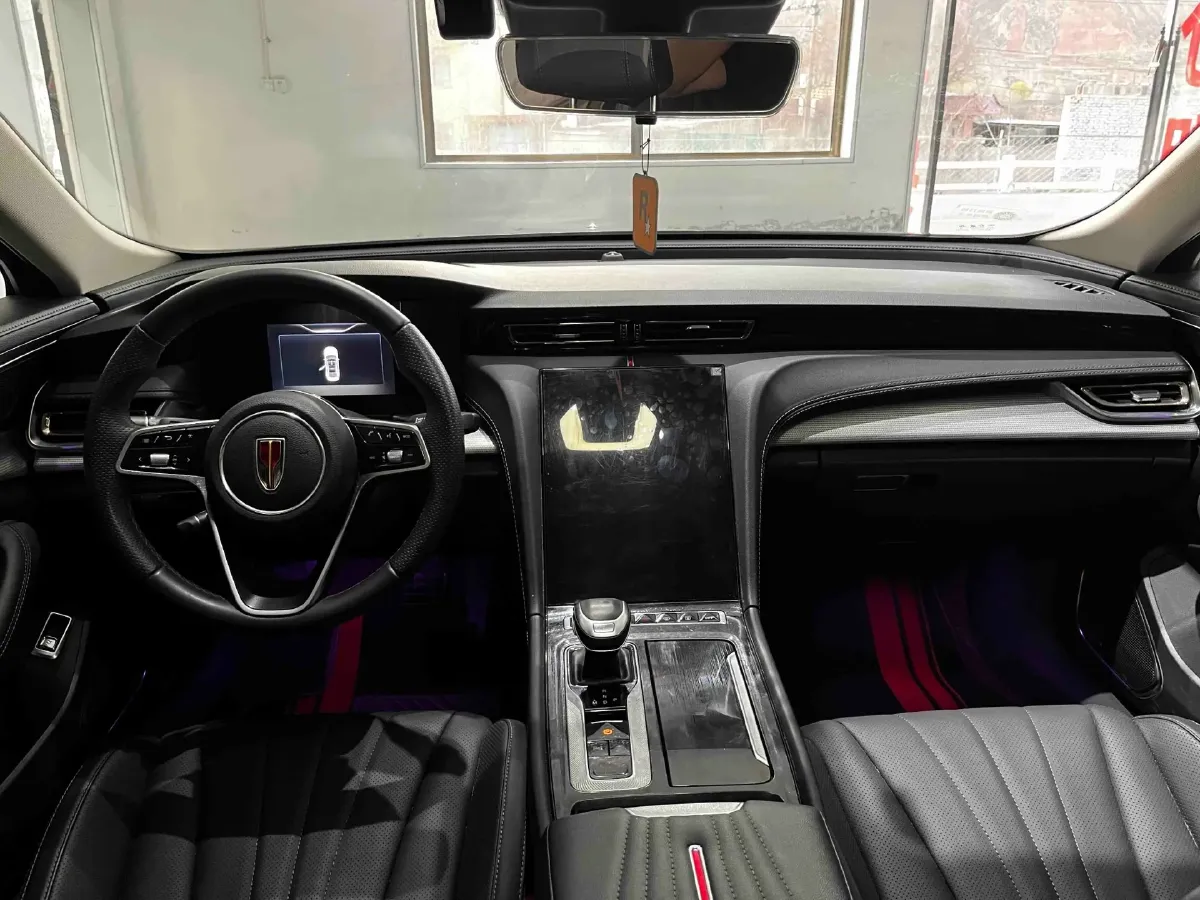 2023 HongQi H5 2.0T 224HP L4 8AT,autocango,china used car exporter,china ev exporter,chinese used car exporter,chinese used ev exporter