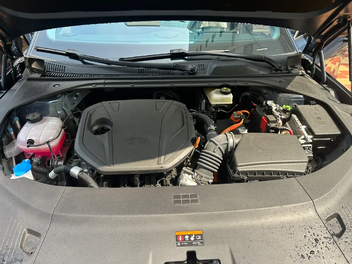 2025 Geely Galaxy Starshine 8 1.5L 112HP L4 1DHT PHEV,autocango,china used car exporter,china ev exporter,chinese used car exporter,chinese used ev exporter