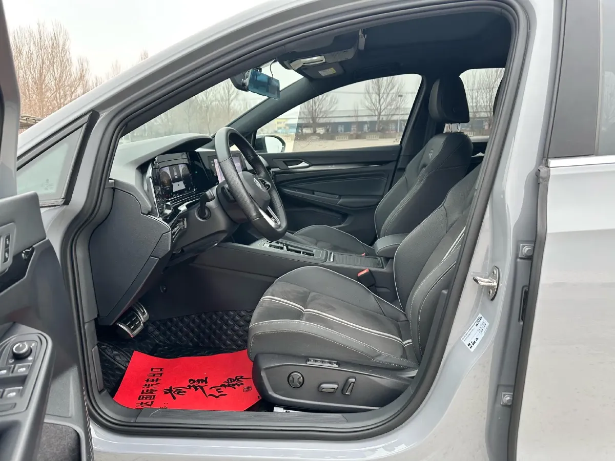 2023 Volkswagen Golf 1.4T 150HP L4 7DCT,autocango,china used car exporter,china ev exporter,chinese used car exporter,chinese used ev exporter