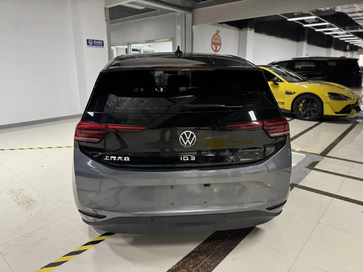2023 Volkswagen ID.3 BEV 52.8KWH,autocango,china used car exporter,china ev exporter,chinese used car exporter,chinese used ev exporter