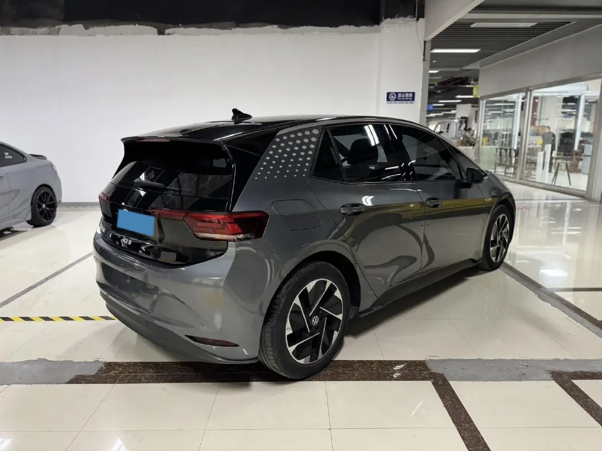 2023 Volkswagen ID.3 BEV 52.8KWH,autocango,china used car exporter,china ev exporter,chinese used car exporter,chinese used ev exporter