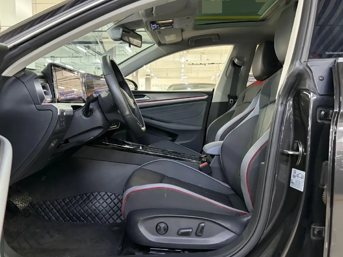 2022 Exceed TXL 2.0T 261HP L4 7DCT,autocango,china used car exporter,china ev exporter,chinese used car exporter,chinese used ev exporter