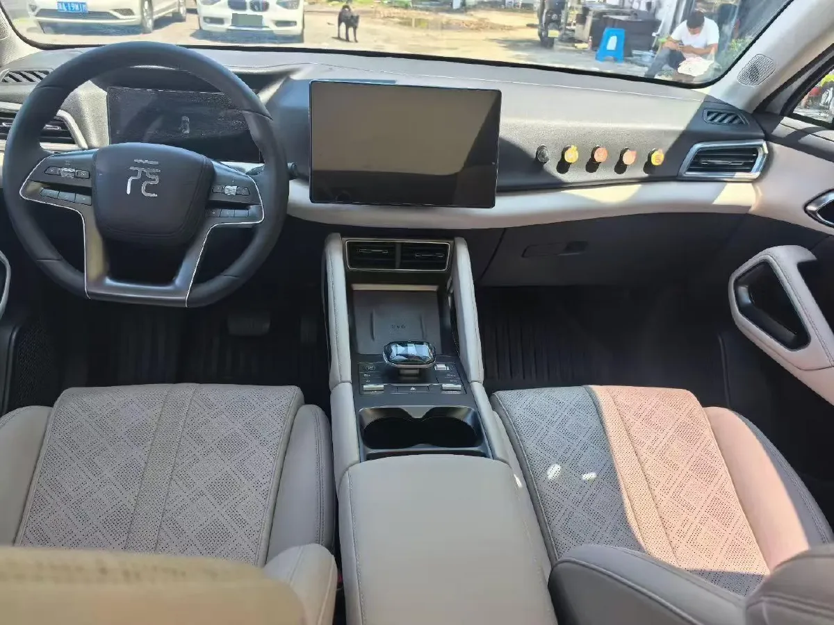 2024 BYD YuanUP BEV 45.12KWH,autocango,china used car exporter,china ev exporter,chinese used car exporter,chinese used ev exporter