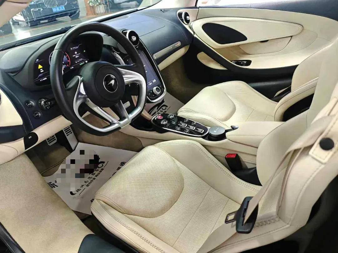 2019 Lorinser MAYBACH S Class 3.0T 367HP V6 9AT,autocango,china used car exporter,china ev exporter,chinese used car exporter,chinese used ev exporter