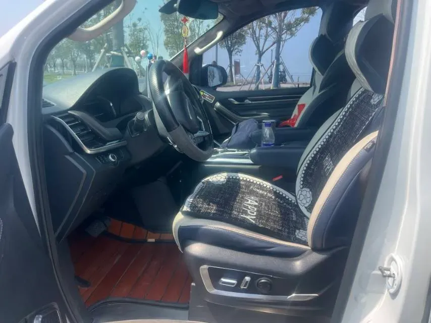 2020 MAXUS G20 2.0T 224HP L4 8AT,autocango,china used car exporter,china ev exporter,chinese used car exporter,chinese used ev exporter