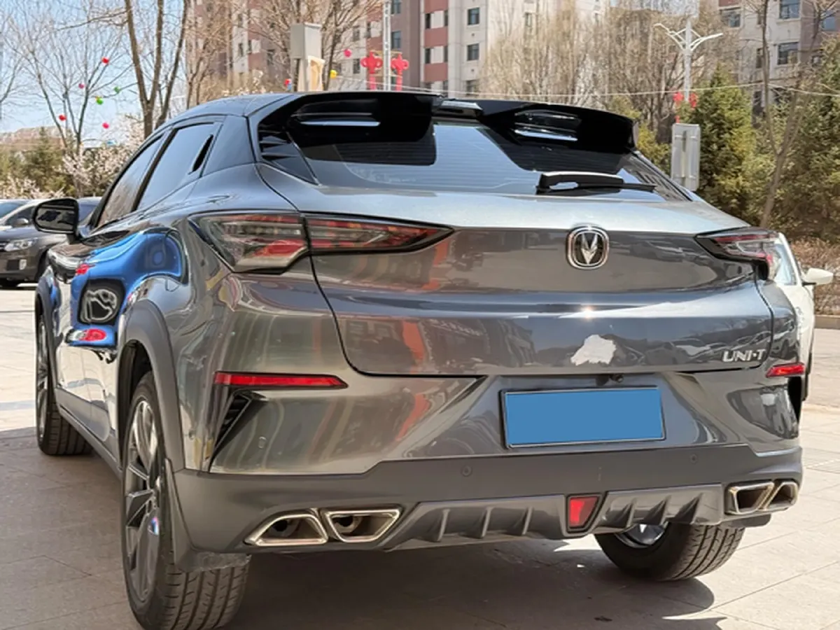 2021 ChangAn UNI-T 1.5T 180HP L4 7DCT,autocango,china used car exporter,china ev exporter,chinese used car exporter,chinese used ev exporter