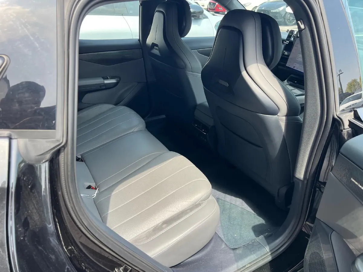 2024 LYNK&CO 07 EM-P 1.5T 163HP L4 3DHT PHEV 18.99KWH,autocango,china used car exporter,china ev exporter,chinese used car exporter,chinese used ev exporter