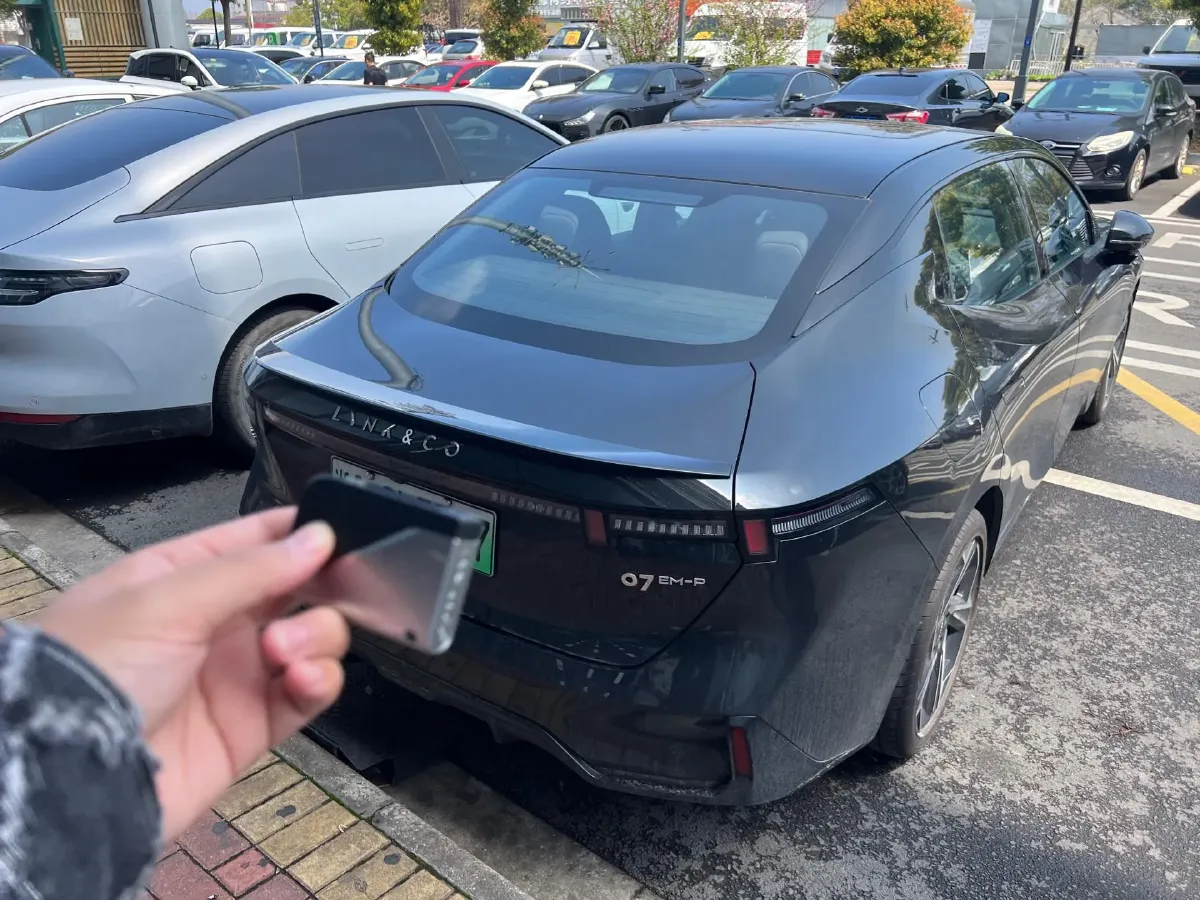 2024 LYNK&CO 07 EM-P 1.5T 163HP L4 3DHT PHEV 18.99KWH,autocango,china used car exporter,china ev exporter,chinese used car exporter,chinese used ev exporter