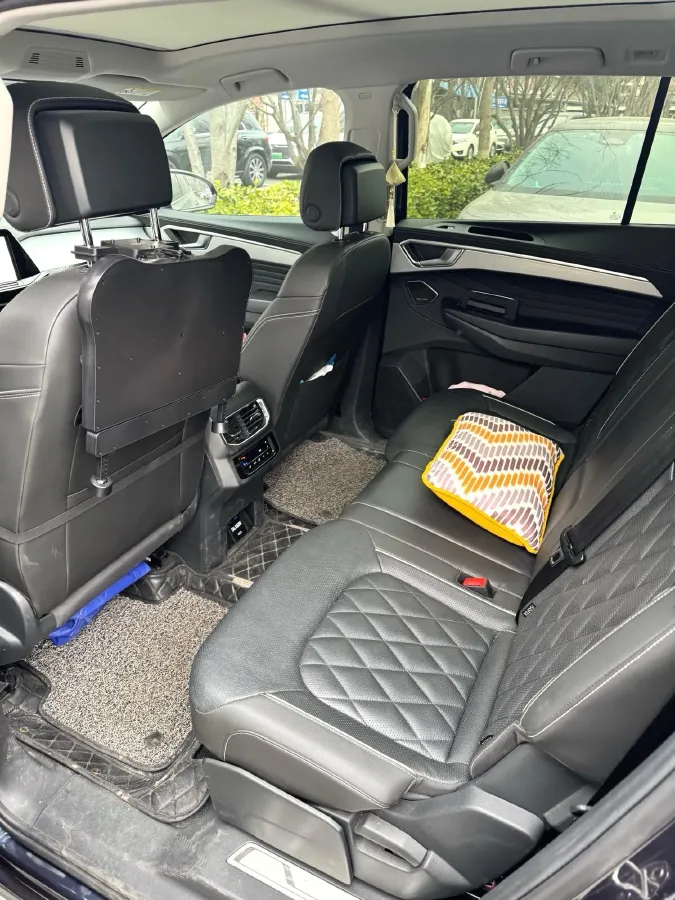 2021 Volkswagen Talagon 2.0T 220HP L4 7DCT,autocango,china used car exporter,china ev exporter,chinese used car exporter,chinese used ev exporter