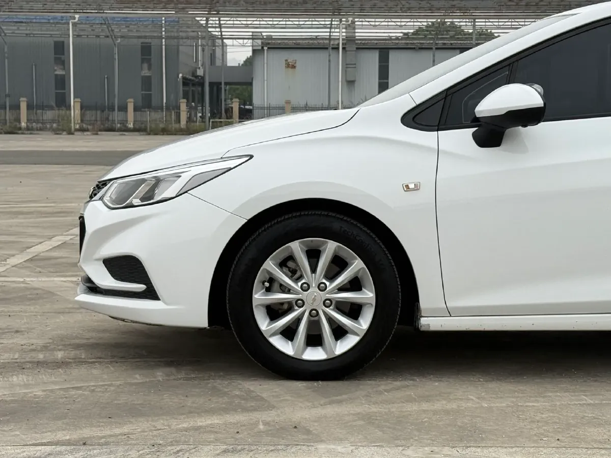 2018 Chevrolet Cruze 1.5L 114HP L4 6AT,autocango,china used car exporter,china ev exporter,chinese used car exporter,chinese used ev exporter