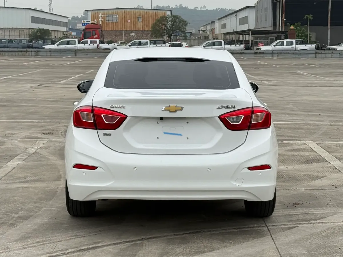 2018 Chevrolet Cruze 1.5L 114HP L4 6AT,autocango,china used car exporter,china ev exporter,chinese used car exporter,chinese used ev exporter