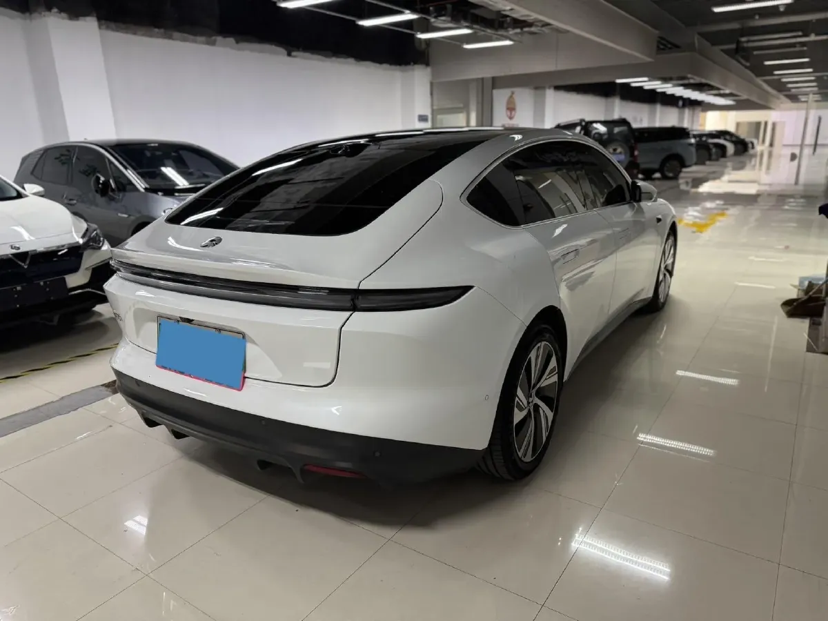 2024 NIO ET5 BEV 75KWH,autocango,china used car exporter,china ev exporter,chinese used car exporter,chinese used ev exporter