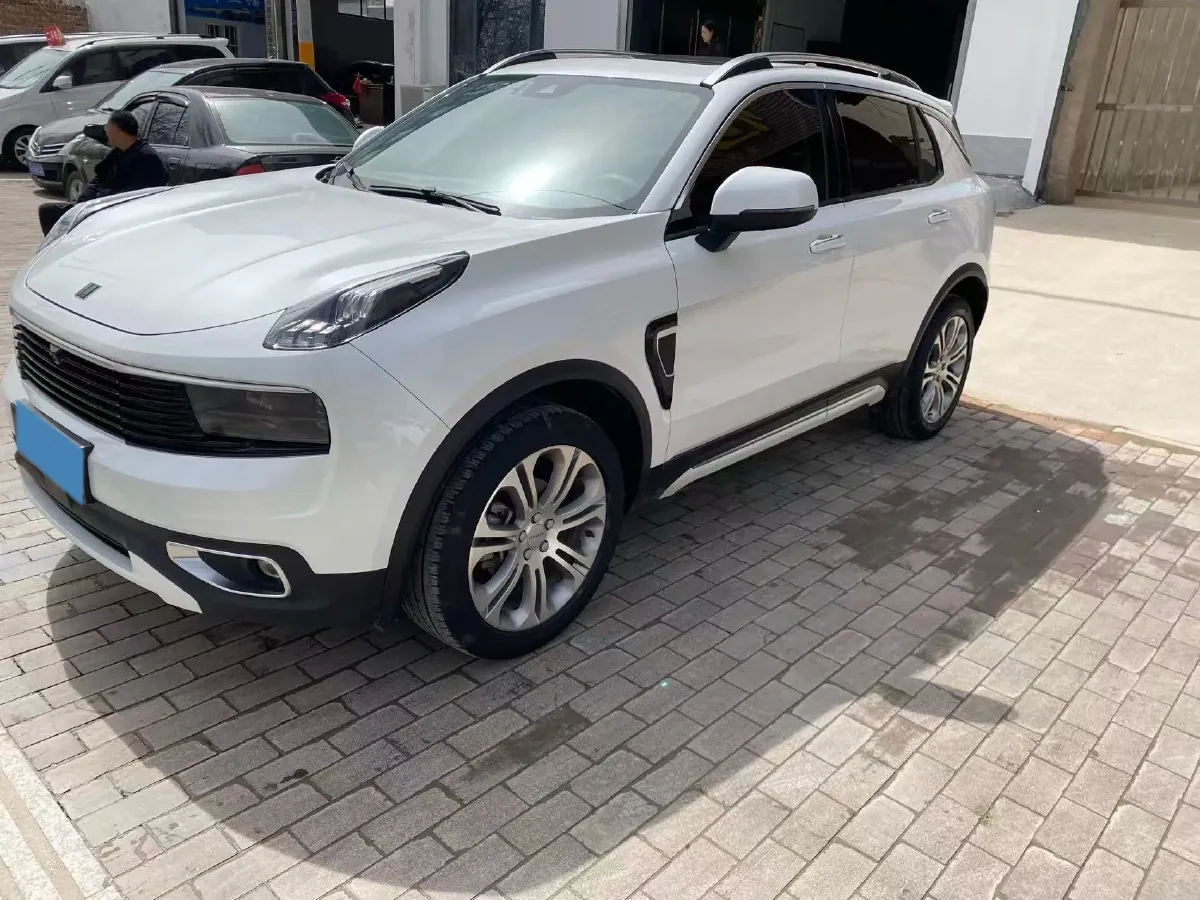 2019 Beijing BJ40 2.0T 218HP L4 6AT,autocango,china used car exporter,china ev exporter,chinese used car exporter,chinese used ev exporter