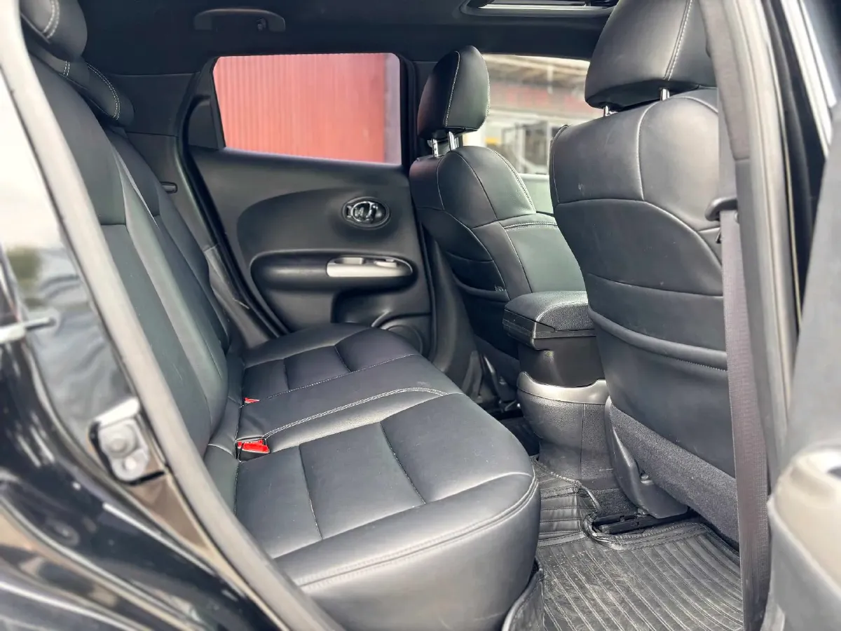 2014 Mitsubishi Outlander 2.0L 150HP L4 CVT,autocango,china used car exporter,china ev exporter,chinese used car exporter,chinese used ev exporter